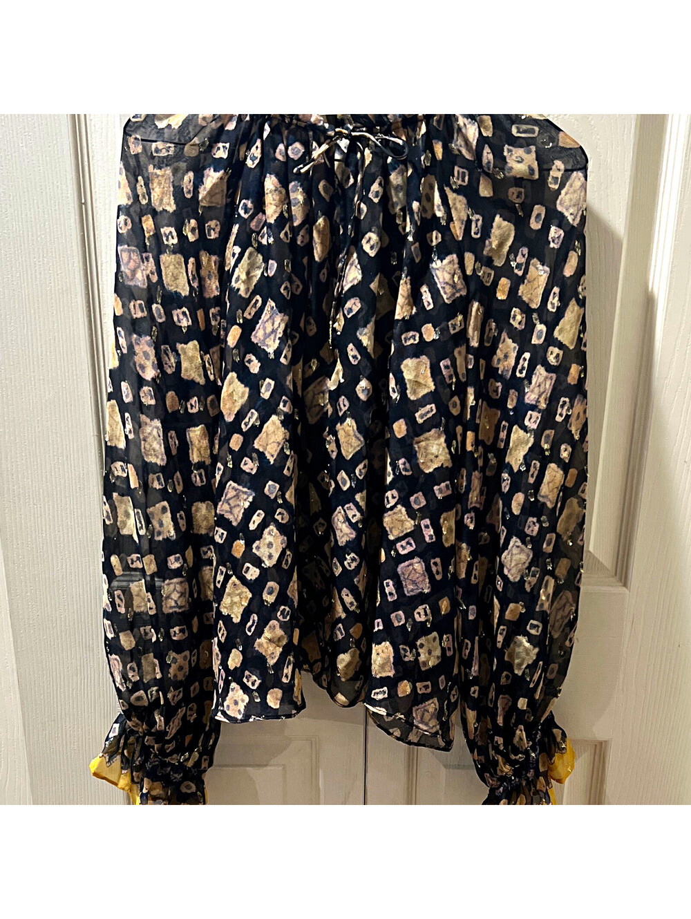 Ulla Johnson Women’s 8 Black/Beige/Gold Abstract Chiffon Silk Tie Ruffle Blouse
